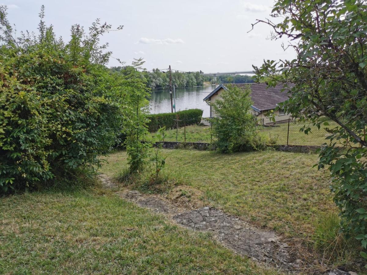 La Rive Du Doubs - 2 Chambres - 5 Pers - 56, Chemin Du Canal Du Rhone Au Rhin Dole Exterior photo